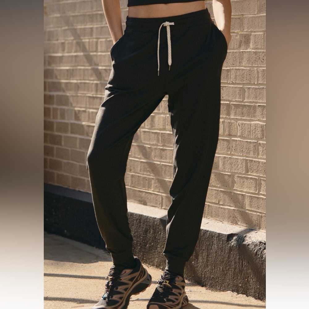 Vuori Performance Jogger